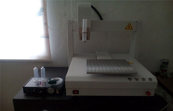 Benchtop 3 καθολική μηχανή ρομπότ διανομής κόλλας σιλικόνης άξονα
